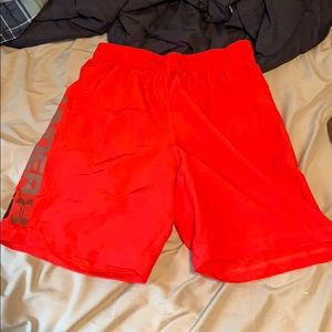 Junior/Men’s Under Armour shorts